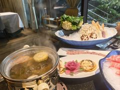 -海鲨湾海鲜会馆(百家湖1912店)