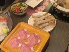 -牛YO寿喜烧·铁板烧和牛火锅自助(市府恒隆店)