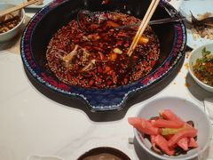 -何师傅美蛙鱼头(汉街店)
