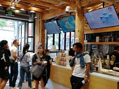 -霸王茶姬(南强街店)