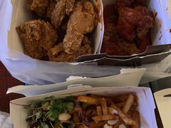 -BHC炸鸡(明洞总店)