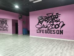 -零下舞度·街舞连锁机构(万科中心店)