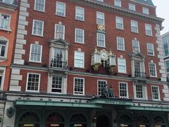 -The Diamond Jubilee Tea Salon at Fortnum & Mason