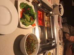 -海底捞火锅鲜切牛肉主题店(长寿路店)