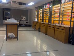 -优医视平价眼镜超市蔡司依视路折扣(小马厂店)