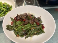 -辛香味烧鱼馆·非遗技艺·排骨红烧肉(光谷医药园店)
