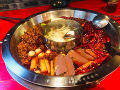 -谭鸭血老火锅(漳州路店)