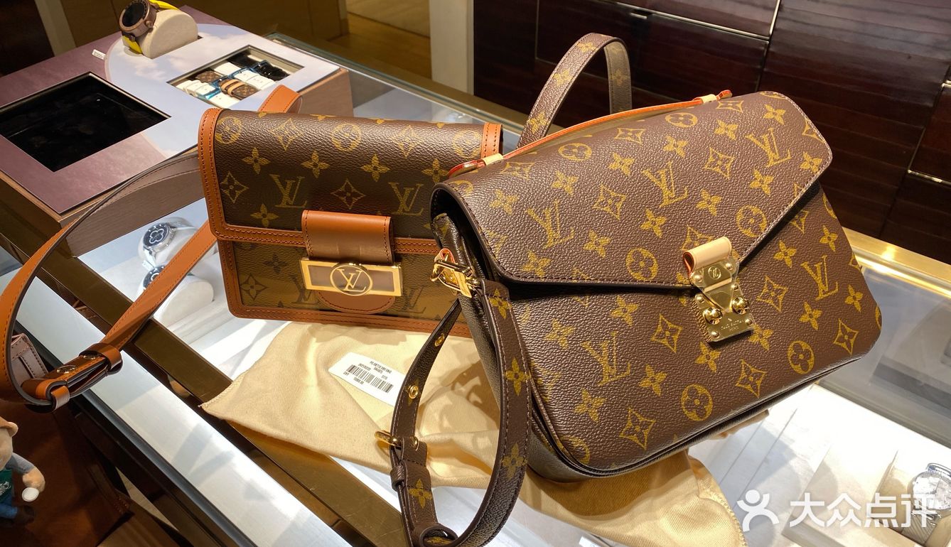 哈哈哈哈买到lv的邮差了