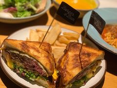 -The Diner X餐厅(青岛万象城店)