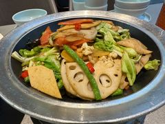 -有红鸡毛店·川菜(建设路店)