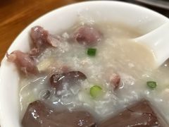 -洲心明记烧肉大粥(总店)