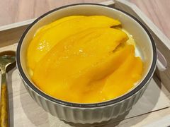 芒果奶昔双皮奶-杏甜品(尖沙咀加拿分道店)