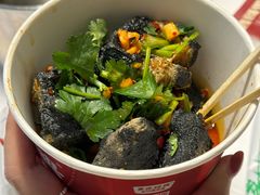 -黑色经典臭豆腐·湖南特产(坡子街店)