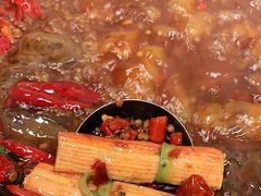 -黄潇洒老火锅(九眼桥宏济巷店)