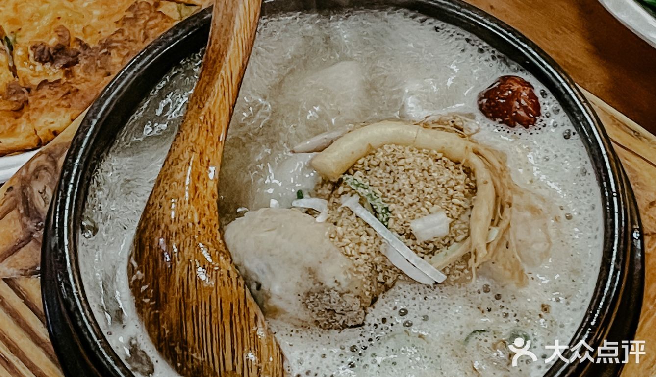延吉美食|延吉本地人都爱吃的元奶奶包饭