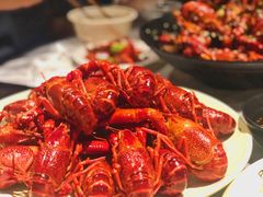 -巴厘龙虾·榜首油焖大虾(音乐学院·沿江酒馆店)