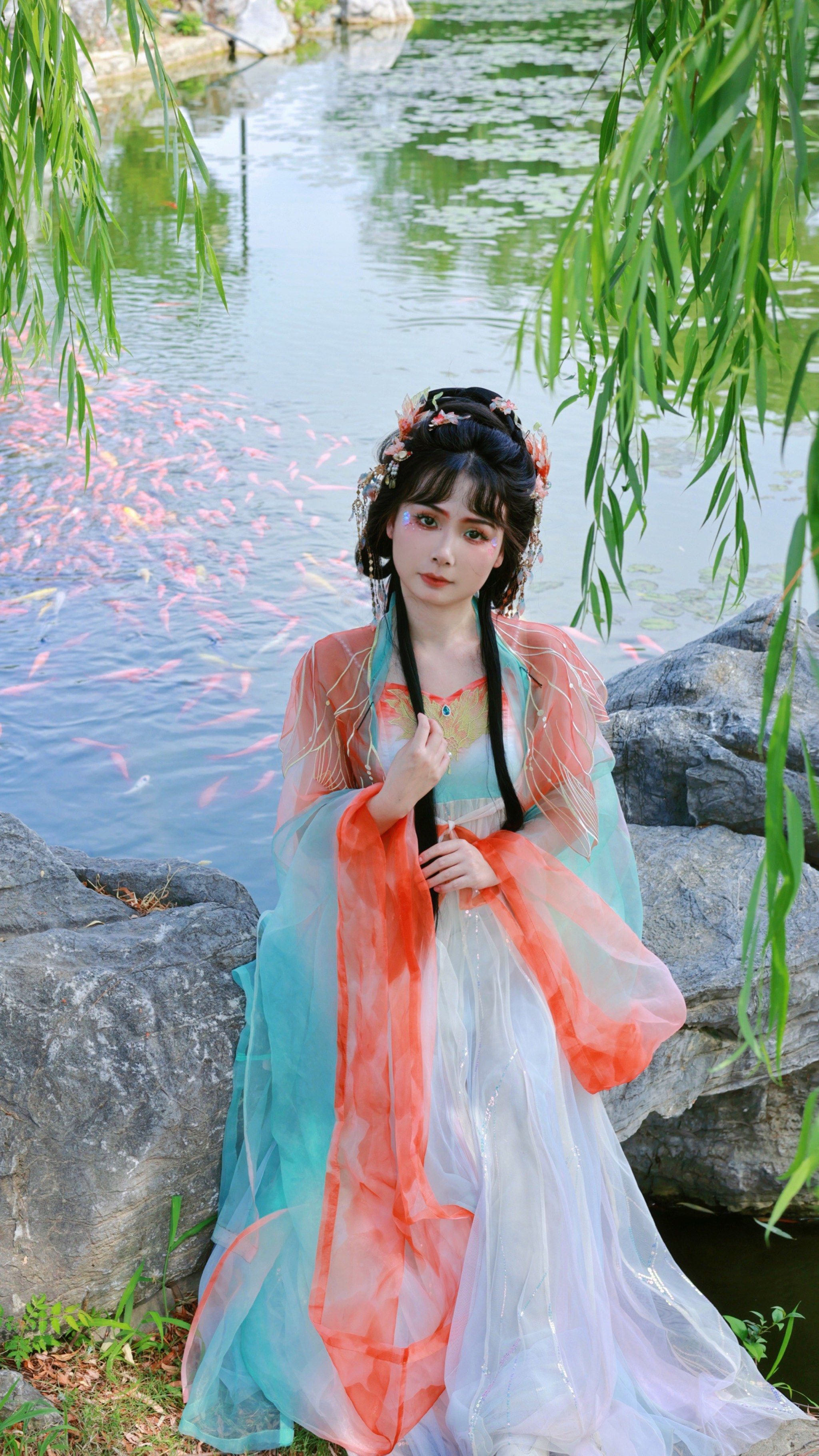 盛夏的一只锦鲤