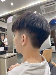 -Tloml salon