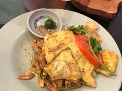 越式盐焗麻油鸡-大头虾越式风味餐厅(光明广场店)
