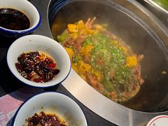 -高家小院铁锅炖大鹅(哈西高铁站店)