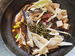 -忆乡情铁锅炖鱼饭店(延庆店)