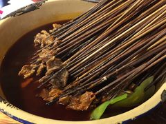 -拈签一笑黄牛肉辣卤串串