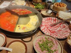 -巴卤社老火锅(财富店)