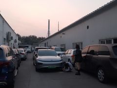 -畅通航行汽车钣金喷漆 无痕修复·局部喷漆