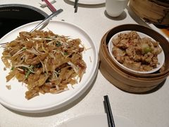 -煲王粤菜餐厅(中侨中心店)
