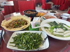 -魏四小鱼锅贴王