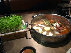 -左庭右院鲜牛肉火锅(新梅广场店)