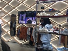 -李宁(苏州中心店)