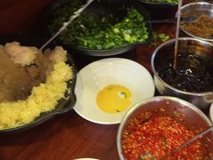 -金鼎雪山牦牛杂火锅(理县总店)