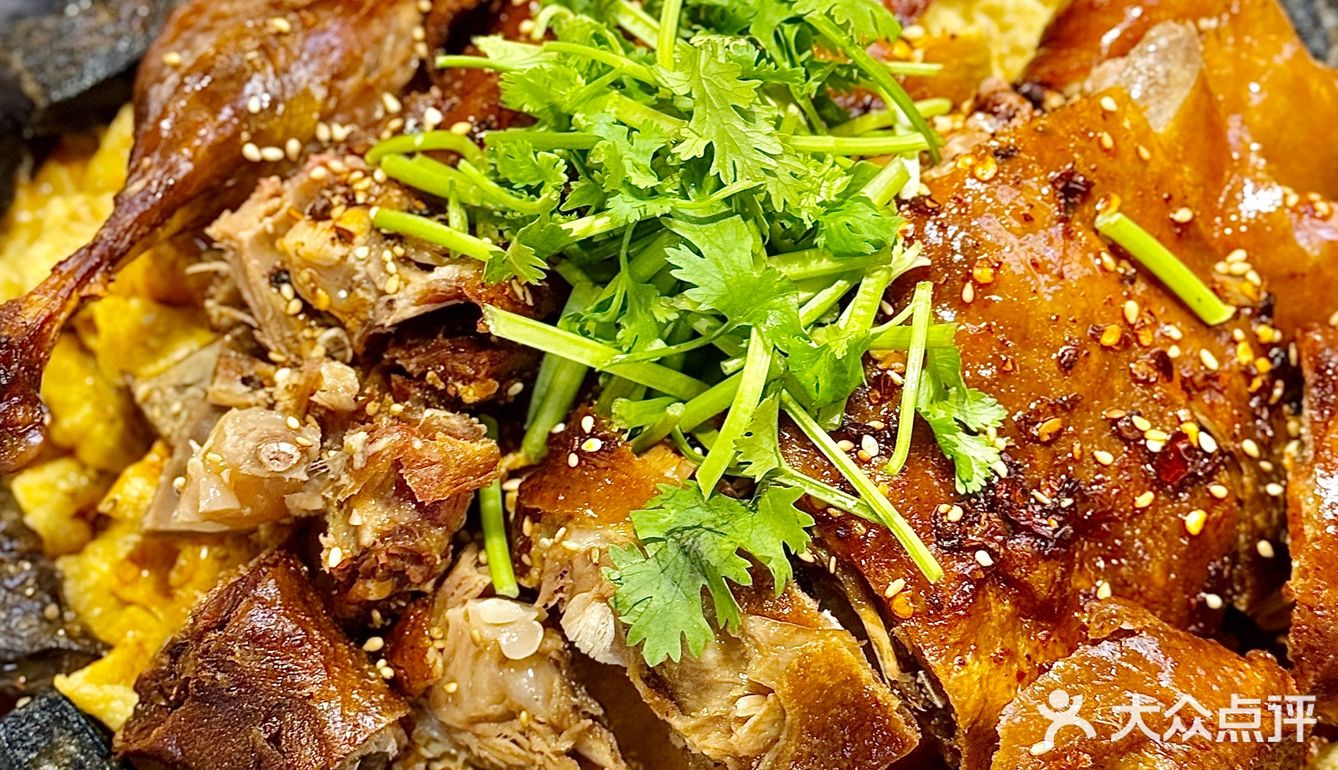🍲爱吃螺狮粉的有福了，螺狮粉火锅一次爽到够💕