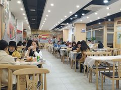 -江城燕子大排档(江汉路步行街店)