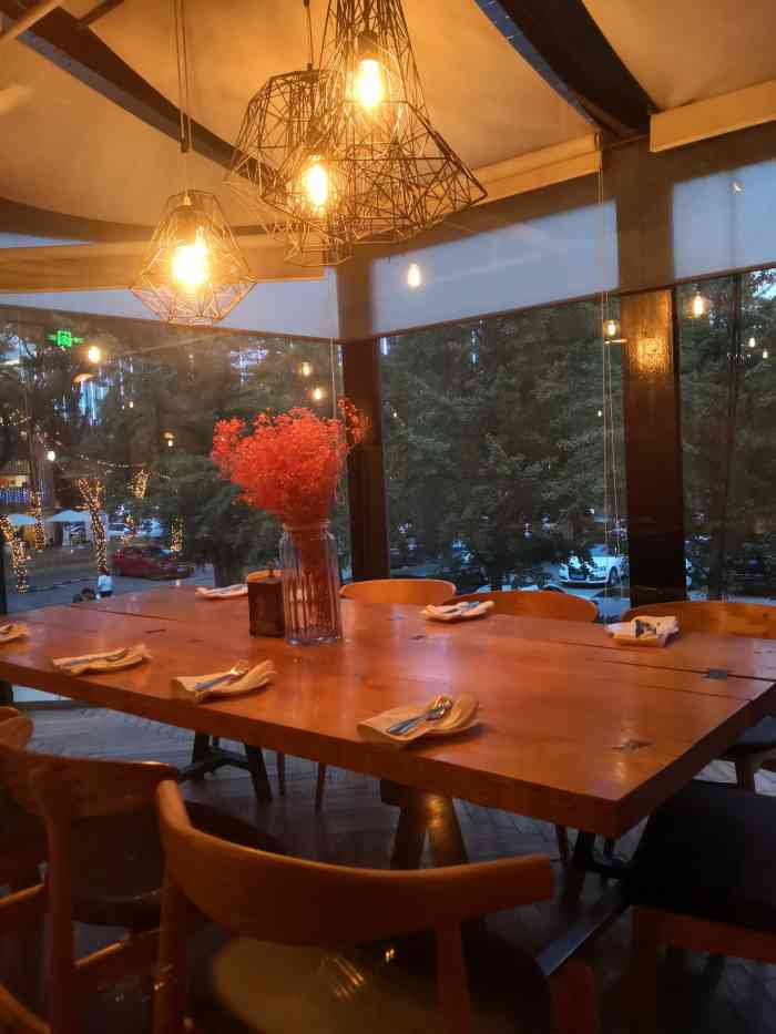 the rug(三里屯店)-"朋友以前三天预定吧,和闺蜜来拔草!先说位.