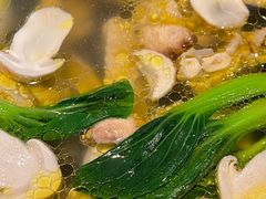 松茸炖土鸡-西茶·宋宴·精致江南料理