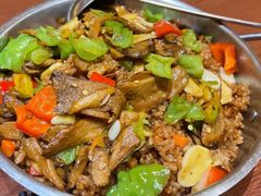 -老滇山寨•云南特色菜•地方菜•民族风情歌舞表演(金碧店)