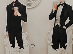 -喜茶(迪士尼小镇·平行宇宙店)