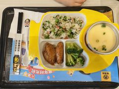 -老娘舅餐厅(黄龙体育中心店)
