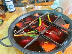 -正南齊北重庆老火锅(光华村直营店)