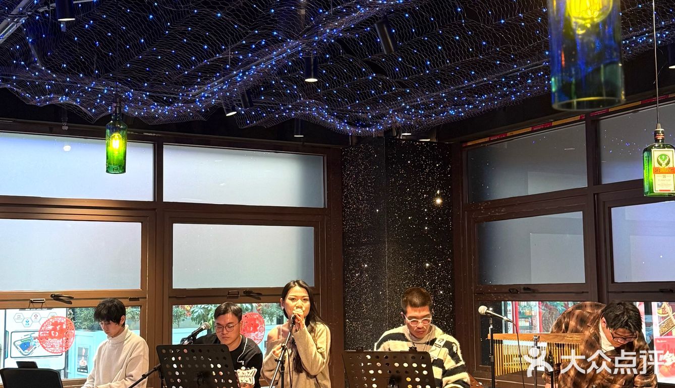 天津新开的日咖夜酒！！氛围感绝了