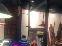 -何师烧烤·香辣蟹·川菜·30年老品牌(太古里旗舰店)
