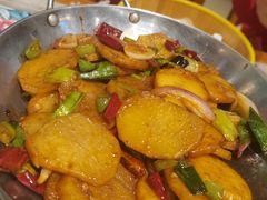 干锅土豆片-香满园春饼·家常菜(东大桥店)