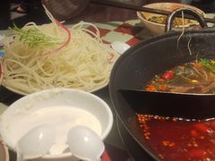 -赵美丽重庆火锅(西安直营总店)