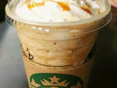 覆朋子马卡龙星冰乐-星巴克臻选(成都宽窄巷子店)