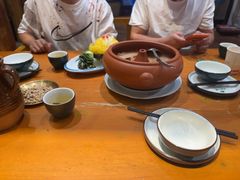 -老滇山寨•云南特色菜•地方菜•民族风情歌舞表演(金碧店)