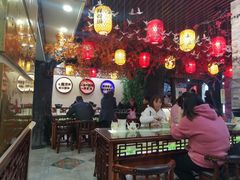 大堂-金杨拉面王小吃面馆·牛三宝面·红烧牛肉粉