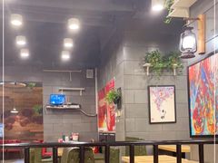 -愉肴麻辣香锅(中山路店)