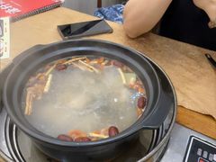 -濠轩阁特色生蚝火锅总店